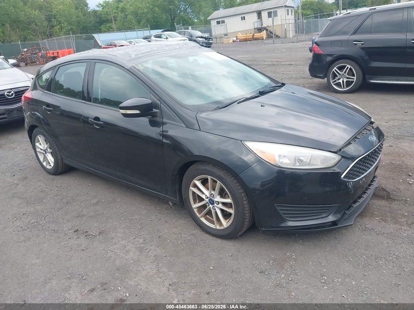 Vin: 1fadp3k25fl383122, lot: 45961800, ford focus se 2015 img_1