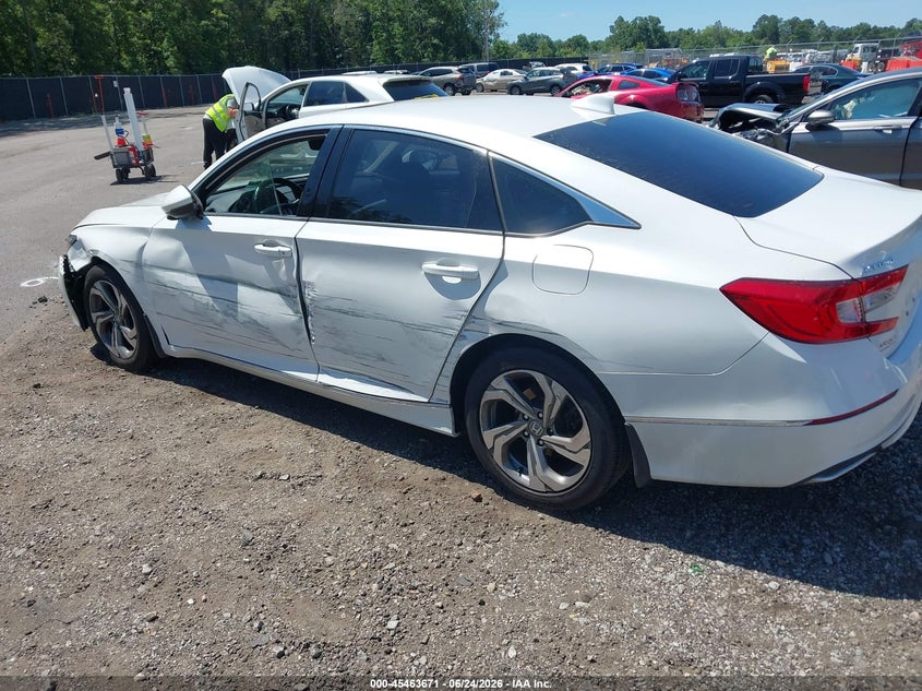 2018 HONDA ACCORD auction photo 3