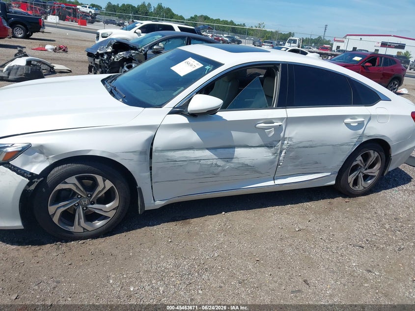2018 HONDA ACCORD auction photo 6