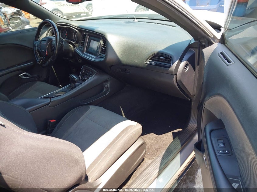 2015 DODGE CHALLENGER auction photo 5