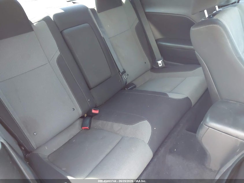 2015 DODGE CHALLENGER auction photo 8