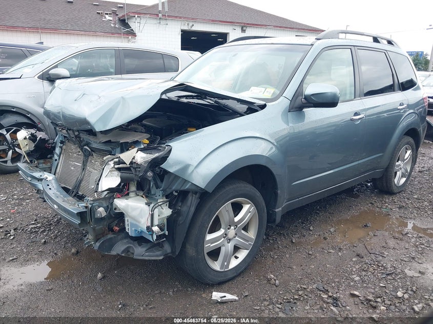 2010 SUBARU FORESTER auction photo 2