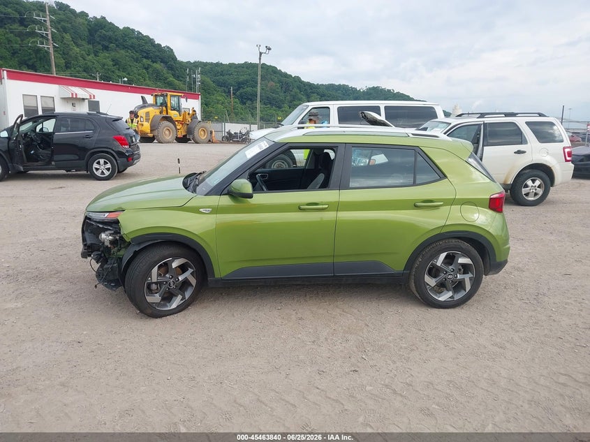 2022 Hyundai Venue Sel VIN: KMHRC8A39NU201025 Lot: 45463840