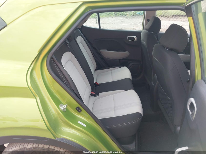 2022 Hyundai Venue Sel VIN: KMHRC8A39NU201025 Lot: 45463840