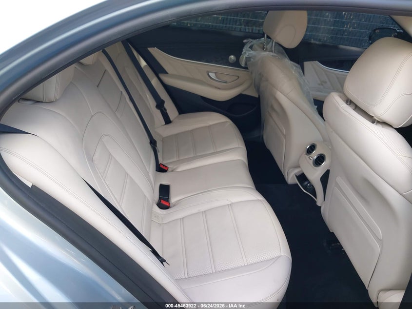 AtlanticExpress - Mercedes-Benz E-Class