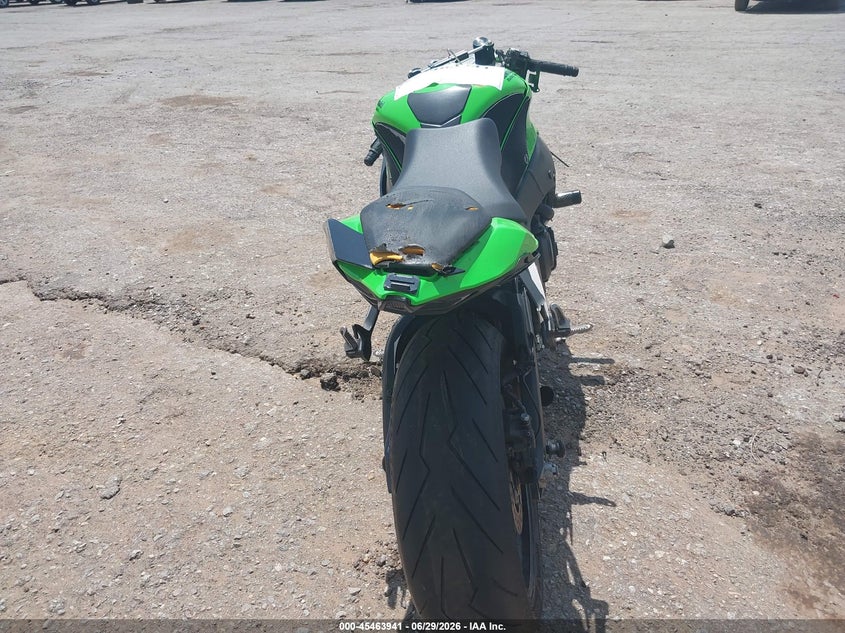 2021 KAWASAKI ZX1002 auction photo 6