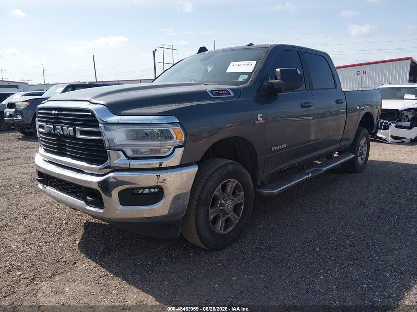 Vin: 3c6ur5dl4mg695861, lot: 45962096, ram 2500 big horn  4x4 6'4 box 20212