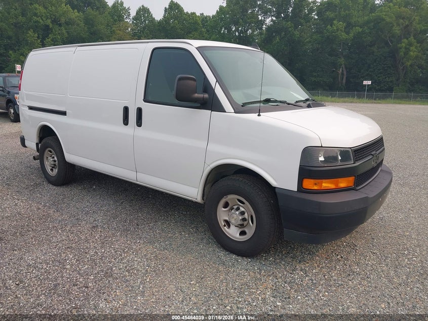 Vin: 1gczggfp1l1276587, lot: 45962176, chevrolet express cargo rwd 3500 regular wheelbase wt 2020 img_1