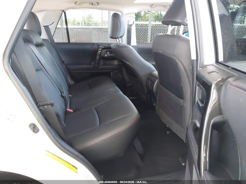2021 TOYOTA 4RUNNER auction photo 8