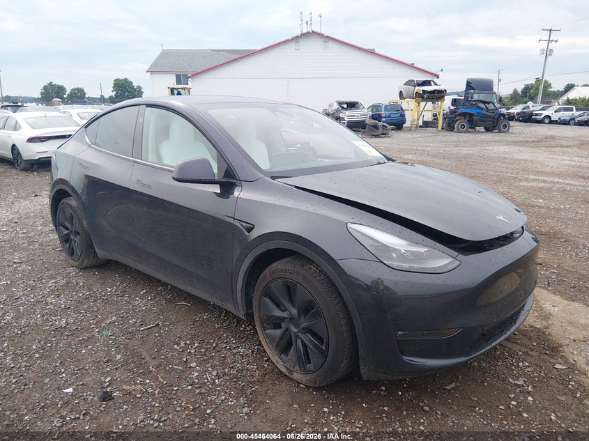 2025 Tesla Model y — 2026-07-31