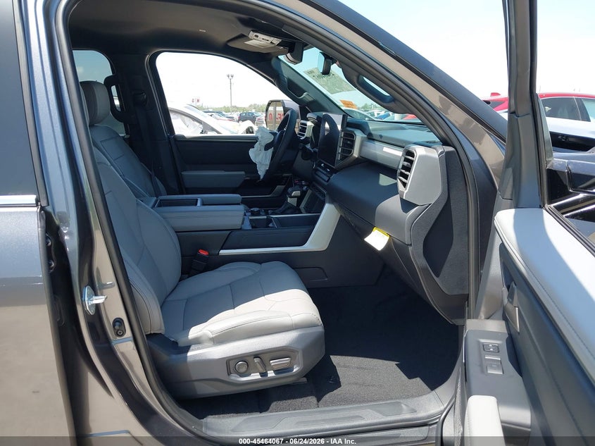 TOYOTA TUNDRA 2026 VIN 5TFJA5DB7TX412146