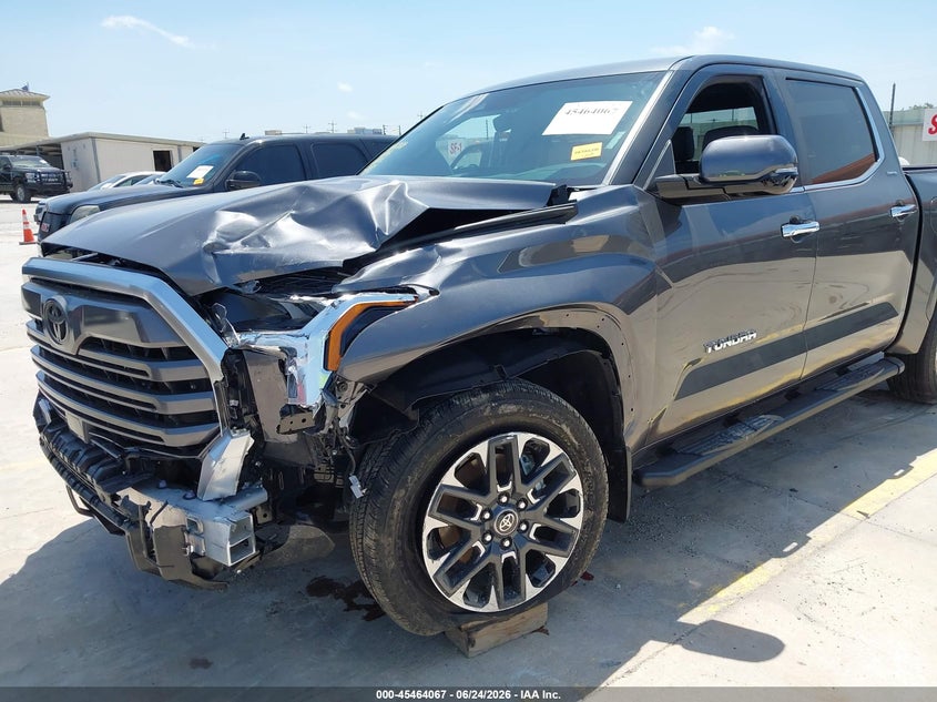 TOYOTA TUNDRA - zdjęcie 6