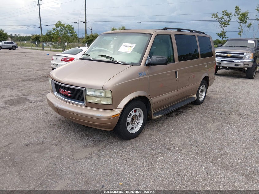 2004 GMC SAFARI auction photo 2