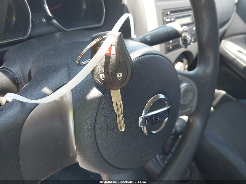 AtlanticExpress - Nissan Versa