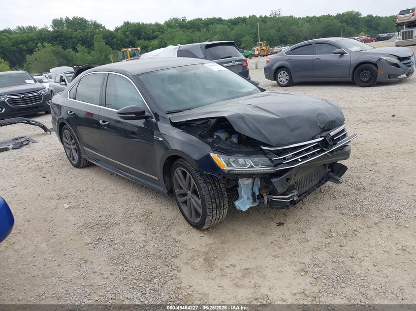 2017 VOLKSWAGEN PASSAT auction photo 1