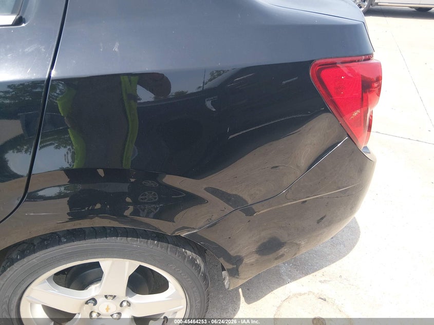 2012 CHEVROLET SONIC auction photo 6