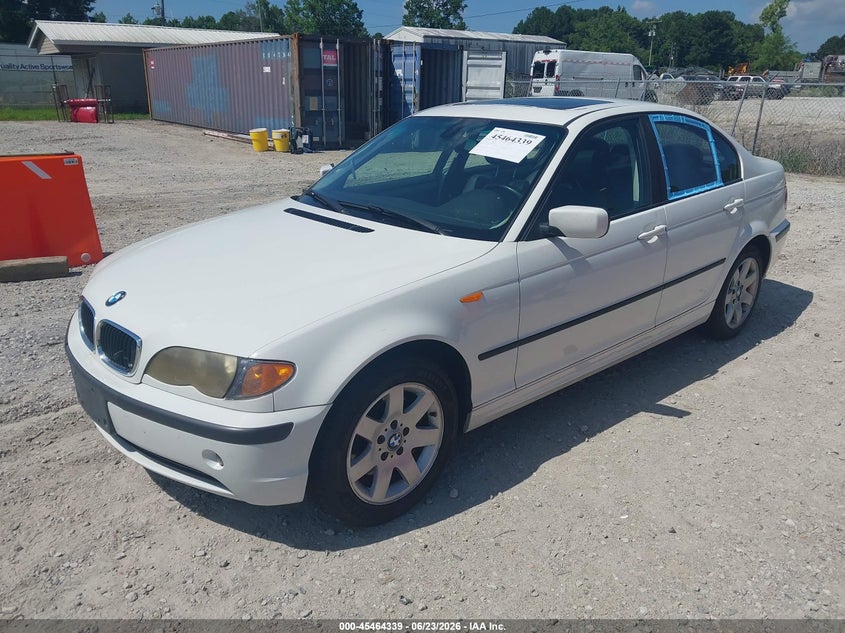 2004 BMW 3er, Normal Wear & Tear, IAAI, VIN WBAEU33474PM61670 — photo 2