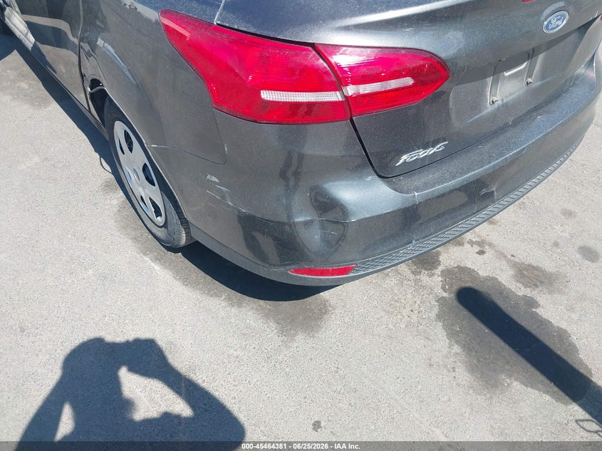 VIN 1FADP3E25JL254480 2018 FORD FOCUS S