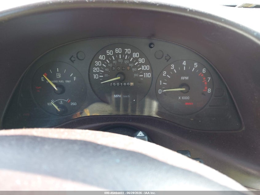 1995 CHEVROLET LUMINA auction photo 7