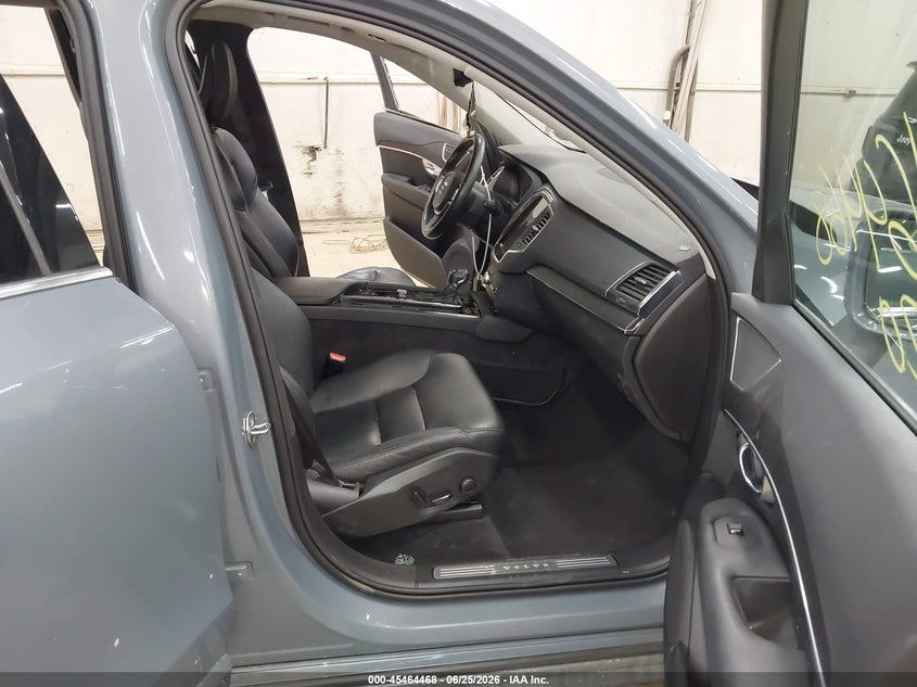 2020 VOLVO XC90 auction photo 5