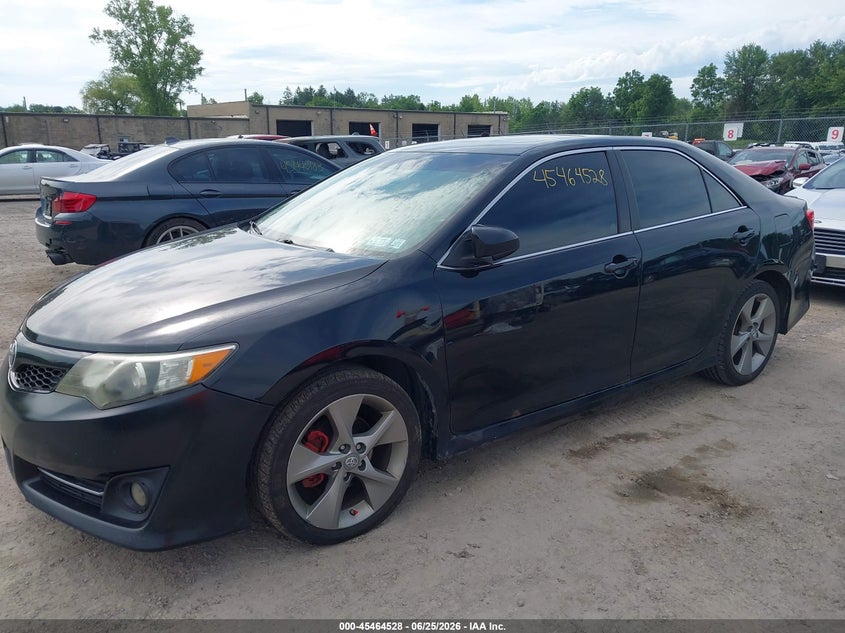 2014 Toyota Camry Se Sport 4T1BF1FK7EU740307 photo 1