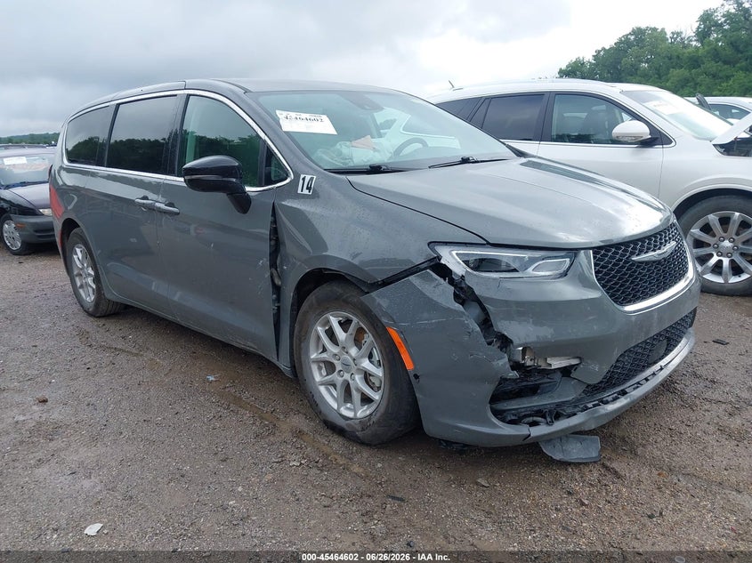 Vin: 2c4rc1bg6rr203394, lot: 45962739, chrysler pacifica touring l 2024 img_1