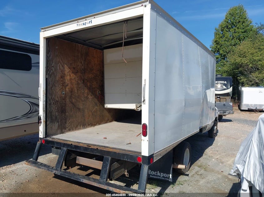 2019 FORD E-350 CUTAWAY auction photo 4