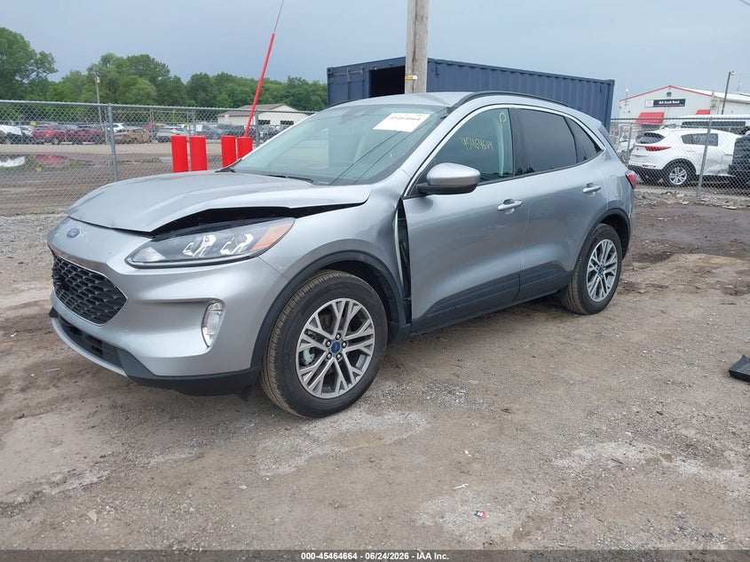 2022 Ford Escape, Front End, IAAI, VIN 1FMCU9H97NUB61966 — photo 2