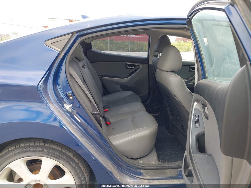 2013 HYUNDAI ELANTRA auction photo 8