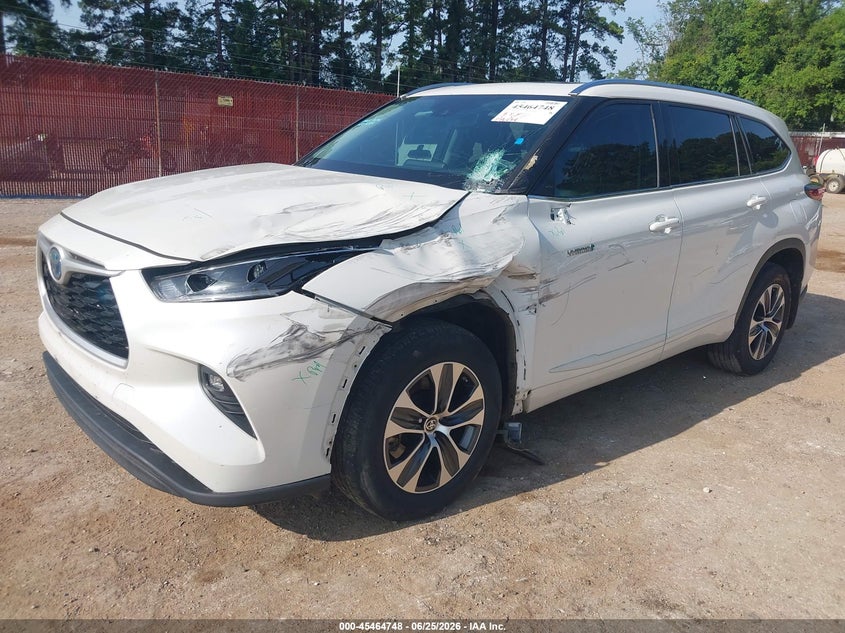 2021 TOYOTA HIGHLANDER auction photo 2