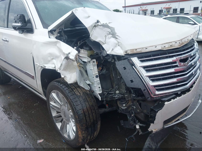 2017 CADILLAC ESCALADE auction photo 6