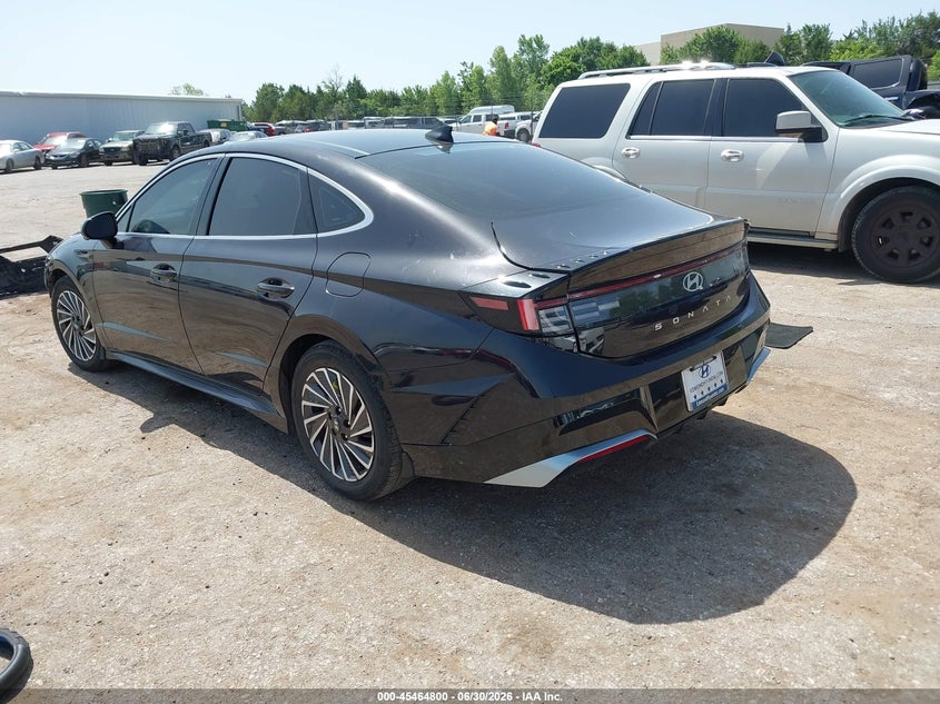 2024 HYUNDAI SONATA HYBRID auction photo 3