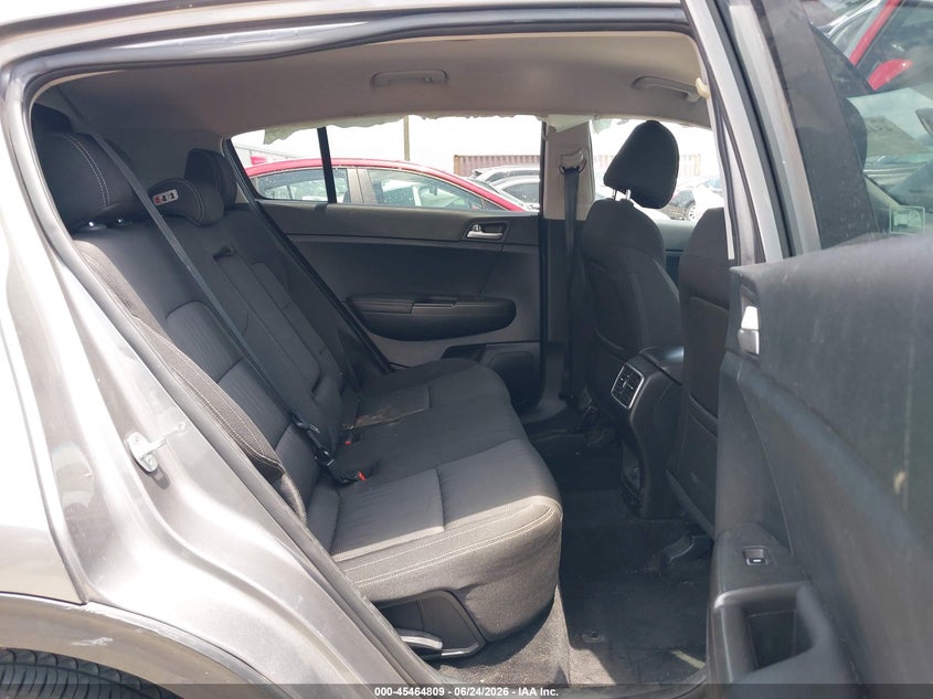 2017 KIA SPORTAGE auction photo 8