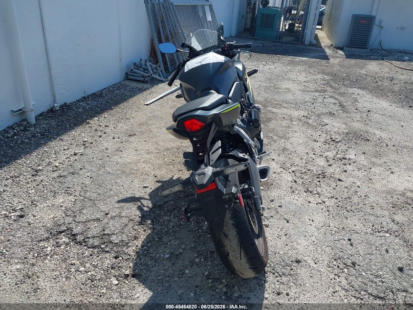 2026 Honda Cbr650 R VIN: MLHRH1550T5200794 Lot: 45464820