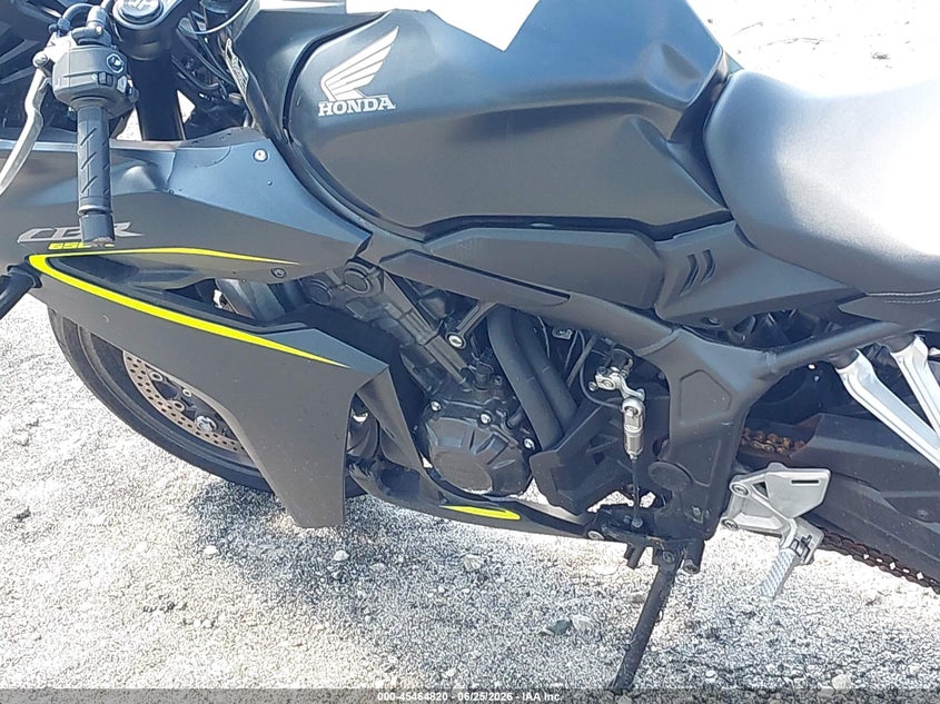 2026 Honda Cbr650 R VIN: MLHRH1550T5200794 Lot: 45464820