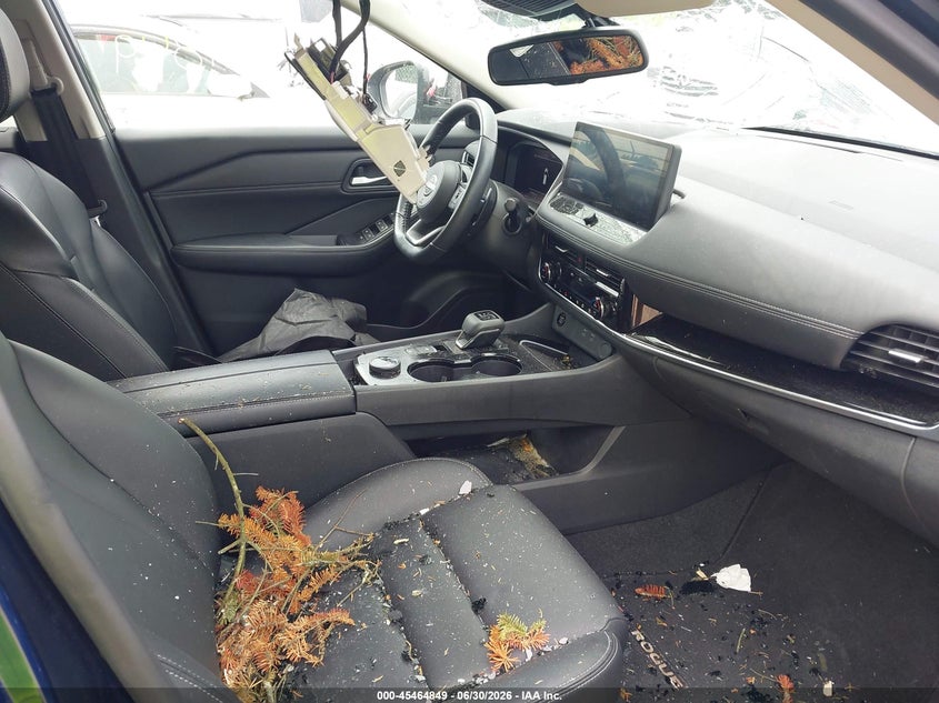2024 NISSAN ROGUE auction photo 5