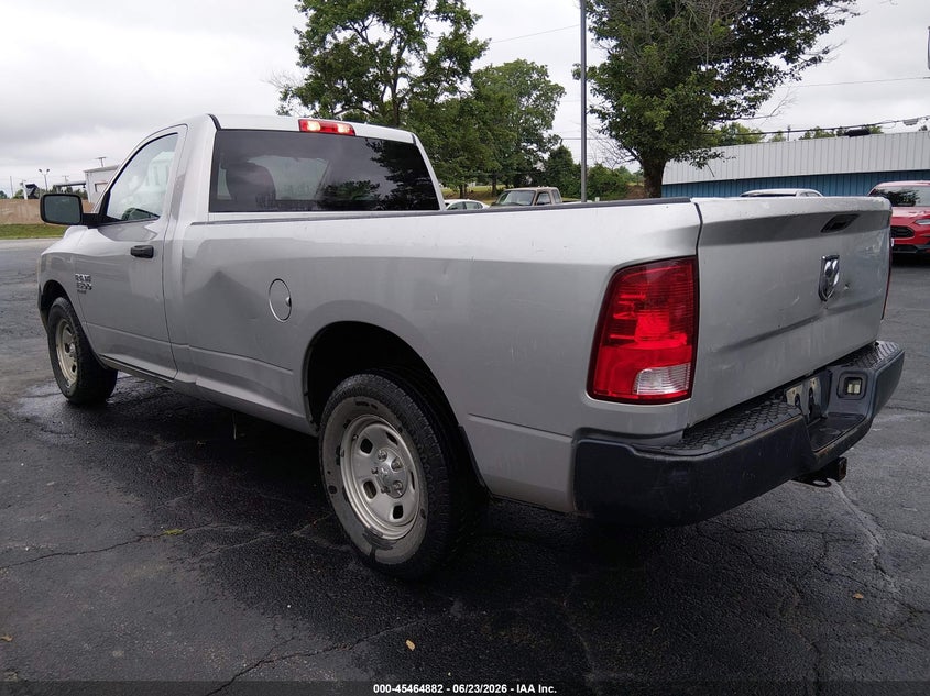 2019 RAM 1500 CLASSIC auction photo 3