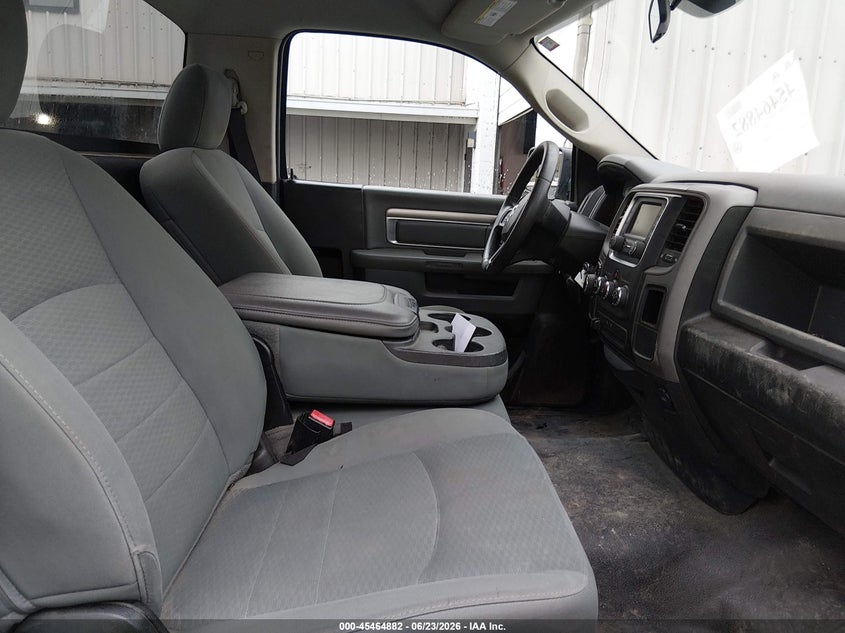 2019 RAM 1500 CLASSIC auction photo 8