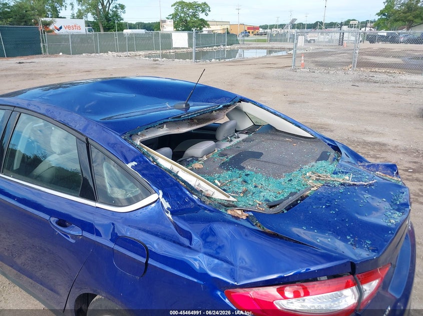 2016 FORD FUSION HYBRID auction photo 6