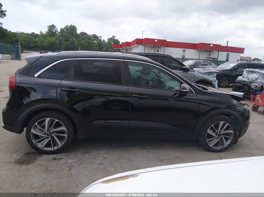 2017 Kia Niro Touring VIN: KNDCE3LCXH5083375 Lot: 45465001