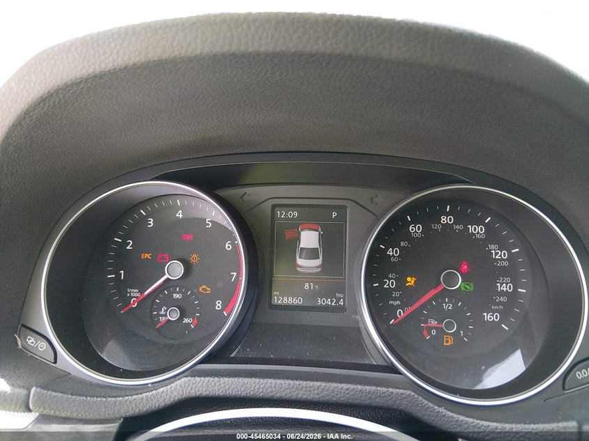 2017 VOLKSWAGEN PASSAT auction photo 7