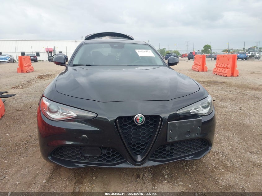 2017 Alfa Romeo Giulia Awd VIN: ZARFAEDN7H7551514 Lot: 45465241