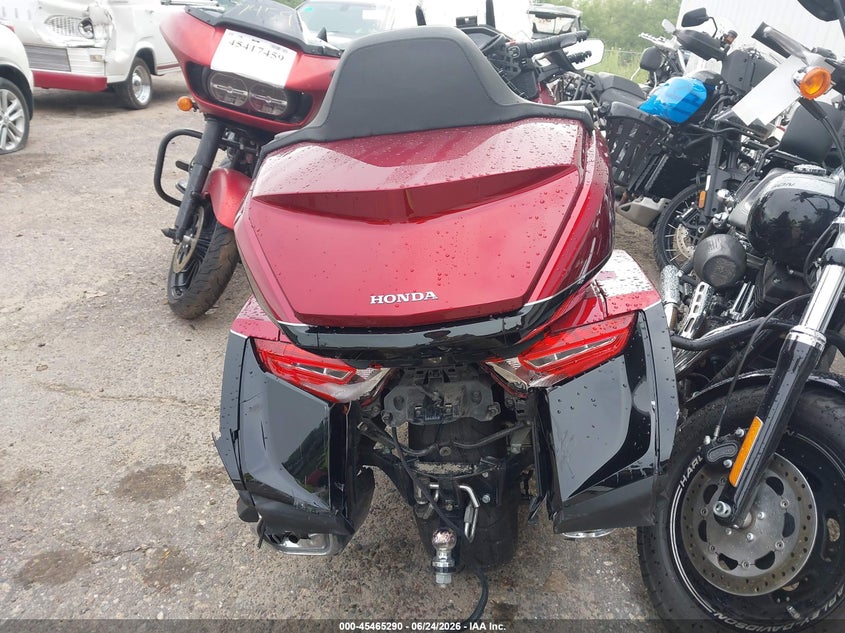 2018 Honda Gl1800 D VIN: JH2SC7972JK000233 Lot: 45465290