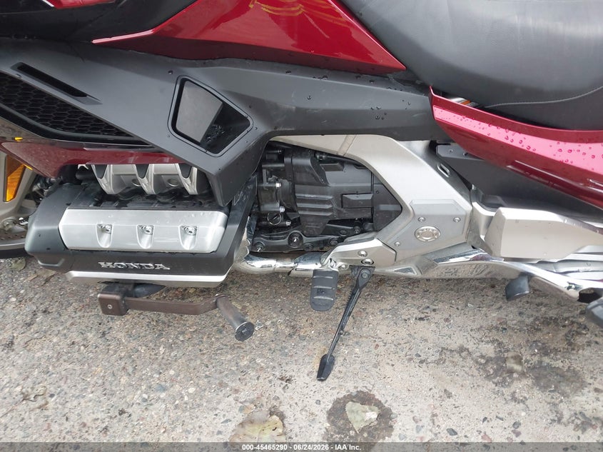 2018 Honda Gl1800 D VIN: JH2SC7972JK000233 Lot: 45465290