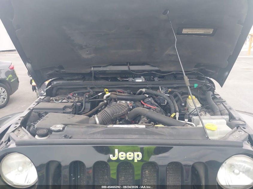 2011 JEEP WRANGLER UNLIMITED auction photo 8