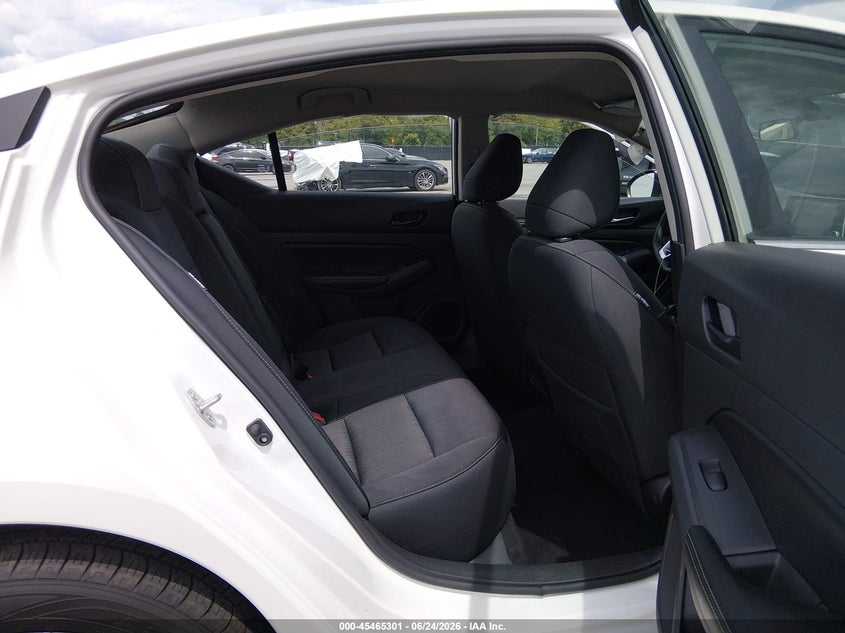2025 NISSAN ALTIMA auction photo 8