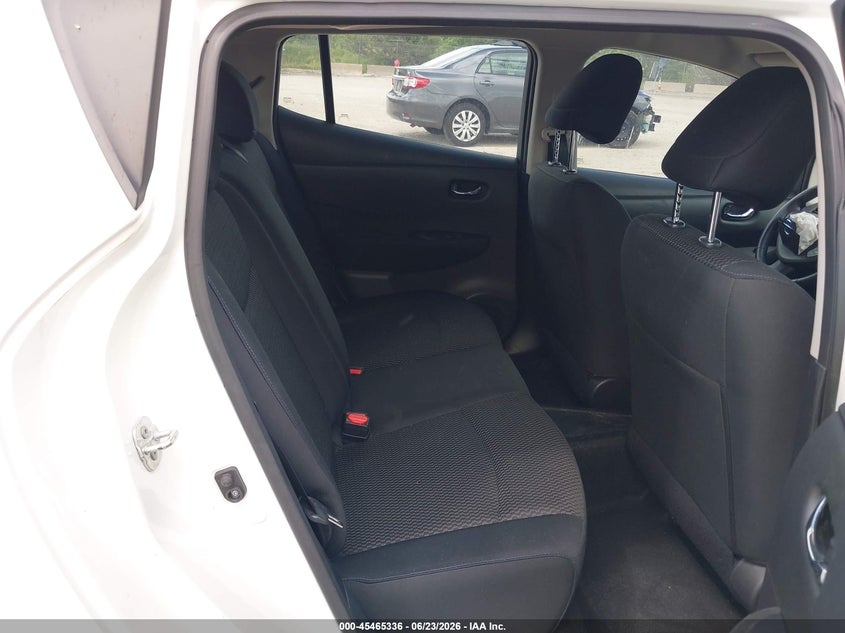 2015 NISSAN LEAF auction photo 8