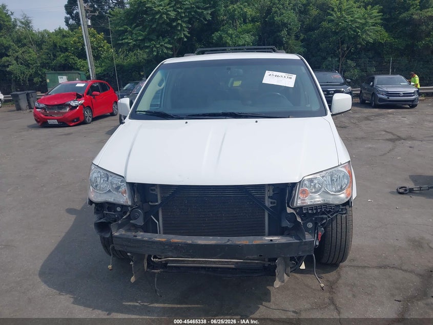 2015 Chrysler Town & Country Touring VIN: 2C4RC1BG0FR698820 Lot: 45465338