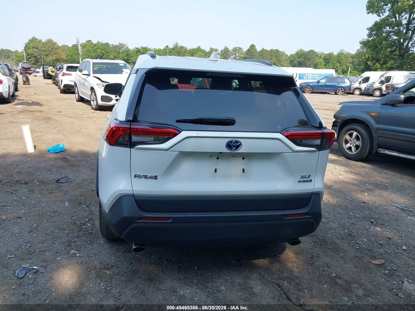 TOYOTA RAV4 HYBRID - zdjęcie 16