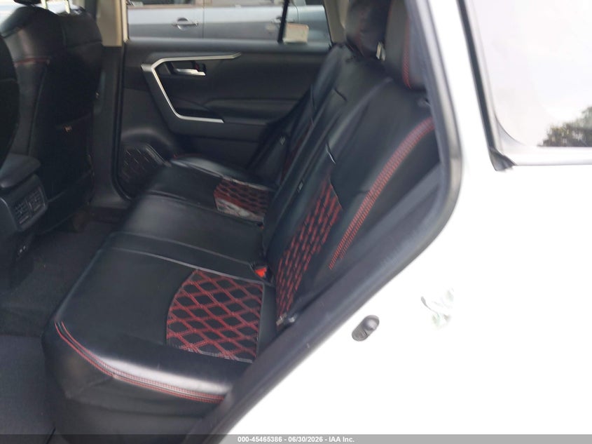 TOYOTA RAV4 HYBRID - zdjęcie 8